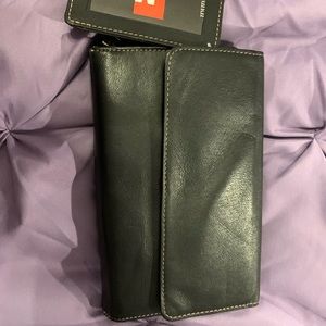 Black Leather Multipocket Wallet